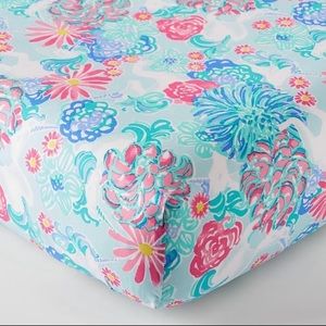 Lilly Pulitzer Crib/Toddler bed sheet